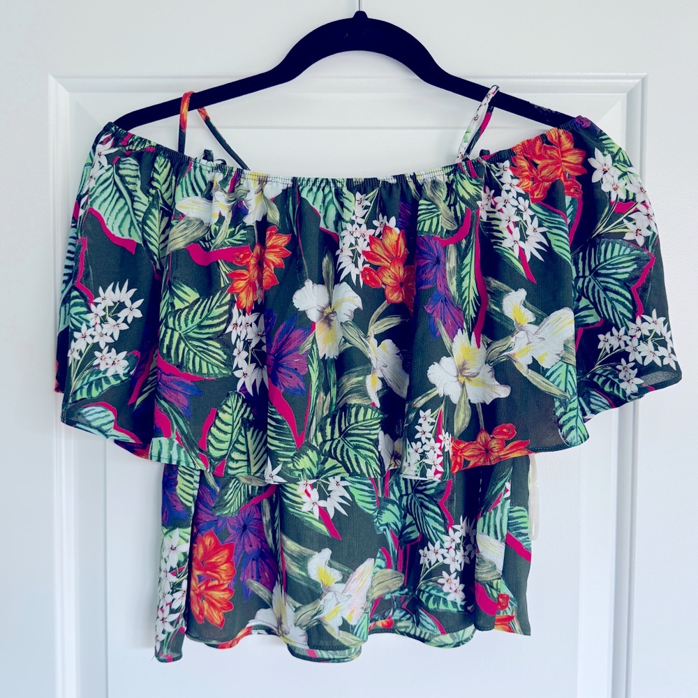 Everly Hawaiian print off the shoulder top